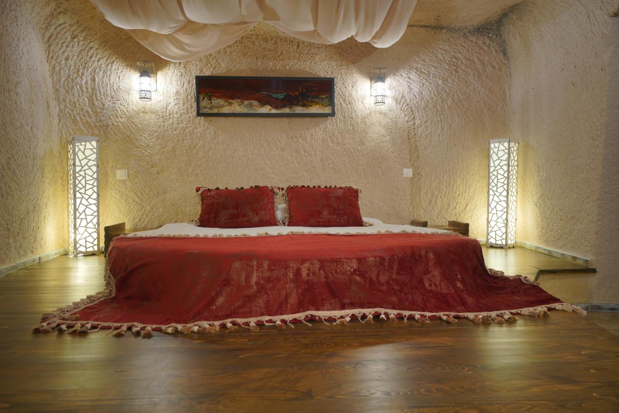 คาร์ลิก เคฟ สวีท Hotel อุตชิซาร์ ภายนอก รูปภาพ
